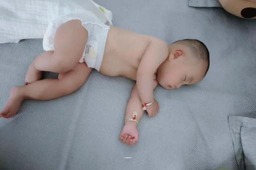 呼伦贝尔宝宝发烧可以喝牛奶吗